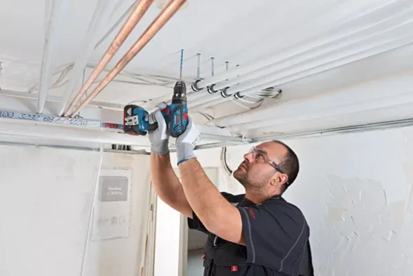 Taladro con percusión a batería GSB 18V-28 Bosch - Imagen 2