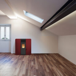 Estufa de pellet Mod. FIRST SLIM. 7 Kw. ambiente