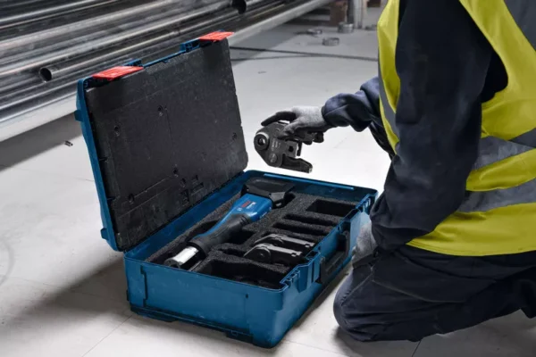 Prensadora de tubos a batería Bosch GPT 18V-32 - Imagen 3